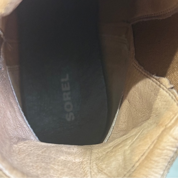 Sorel after hours Chelsea wedge‎ boot tan suede material women\'s size 10